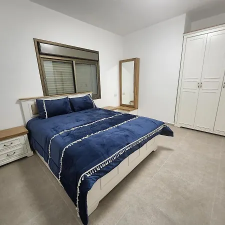 Garden Apartments. Mas'ada Экстерьер фото