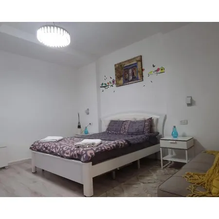 Garden Apartments. Mas'ada Номер фото